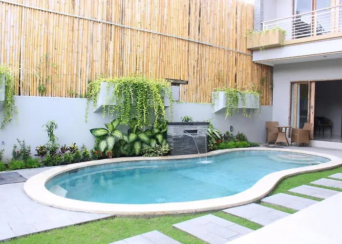 Rusty Seminyak